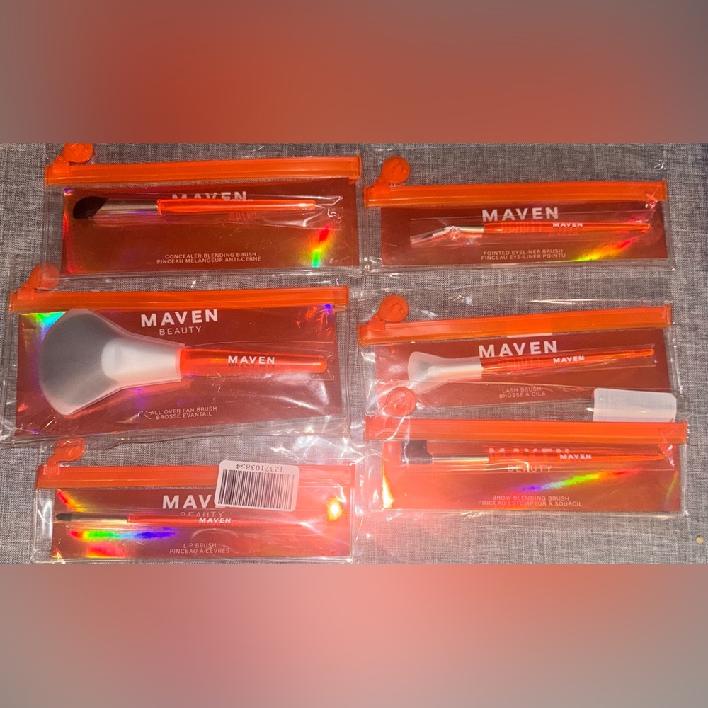 NEW Maven 6 pack bundle Pro Artistry Makeup Brushes , Reusable Bag,